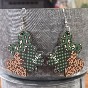 NWT ST PATRICK'S DAY Earrings Green & Brown